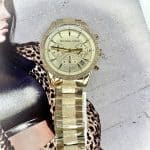Reloj MK mujer dorado satinado