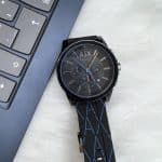 Reloj Armani Exchange negro detalles azul