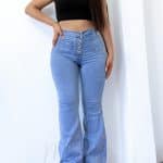 Jeans Paradise flare celeste abotonado bolsillos