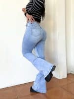 Jeans Paradise flare celeste cierre - Imagen 3