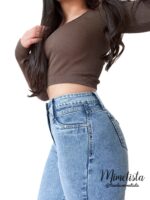 Jeans Paradise wide leg celeste V tachas - Imagen 5