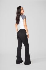 Jeans Paradise flare negro tachas - Imagen 3
