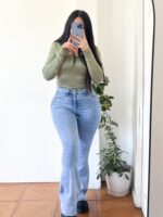 Jeans Paradise flare celeste tachas